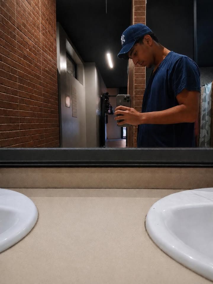 Client CAPY — miroir selfie